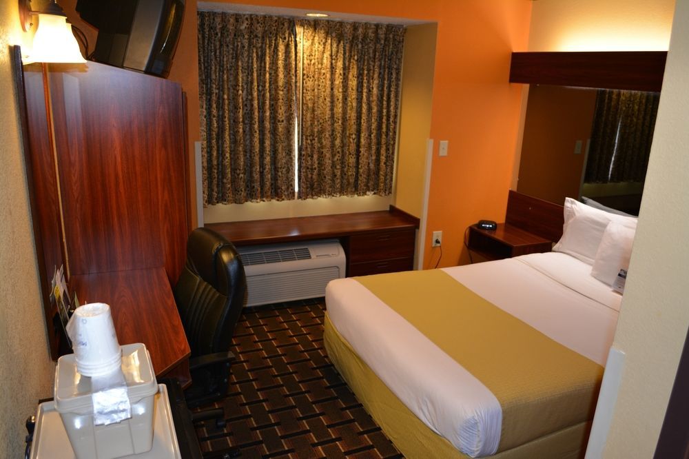 Microtel Inn & Suites By Wyndham Rock Hill/Charlotte Area Exterior foto